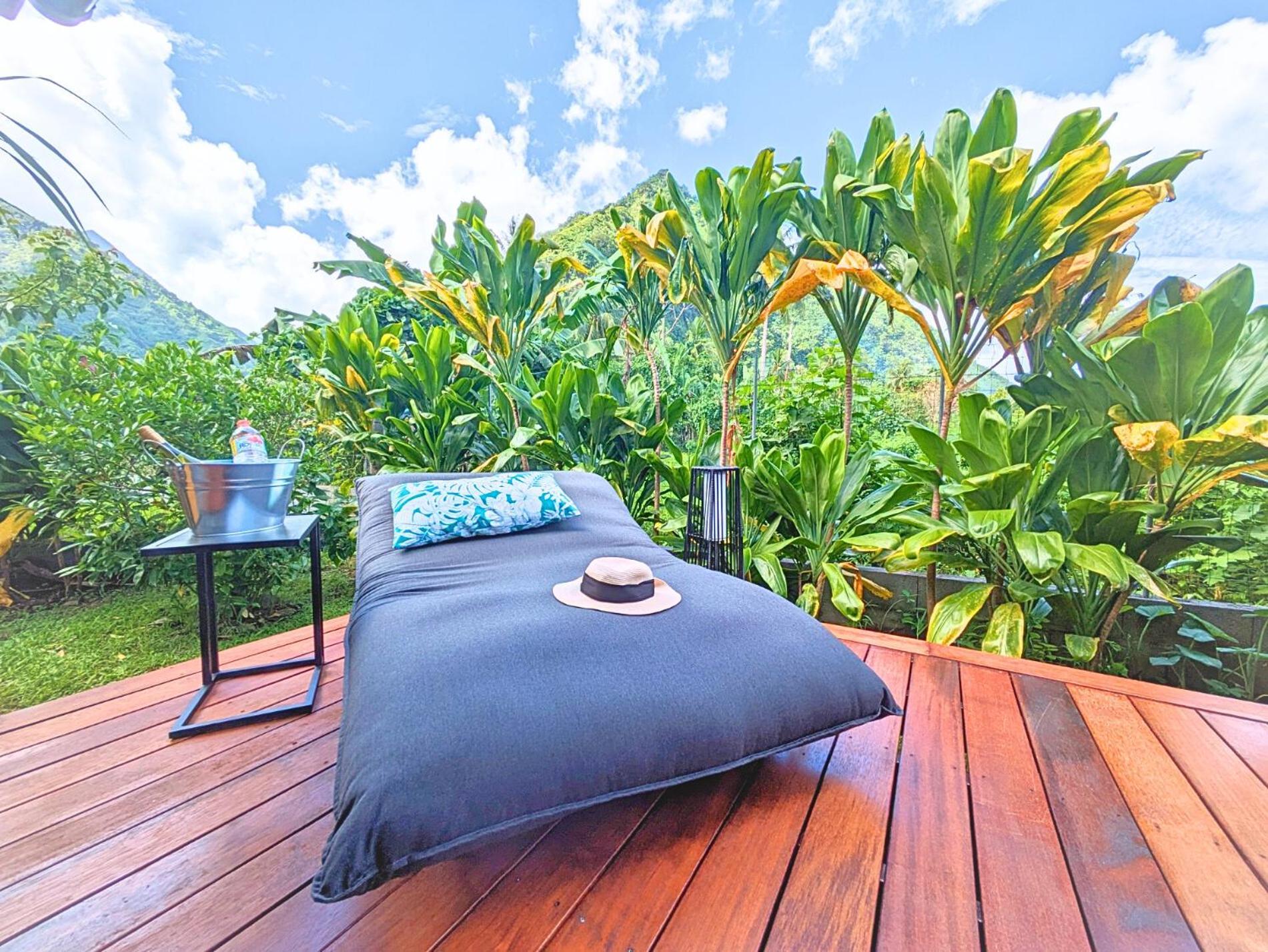 Natura Om Teahupoo Surf Lodge Toanoano Luaran gambar