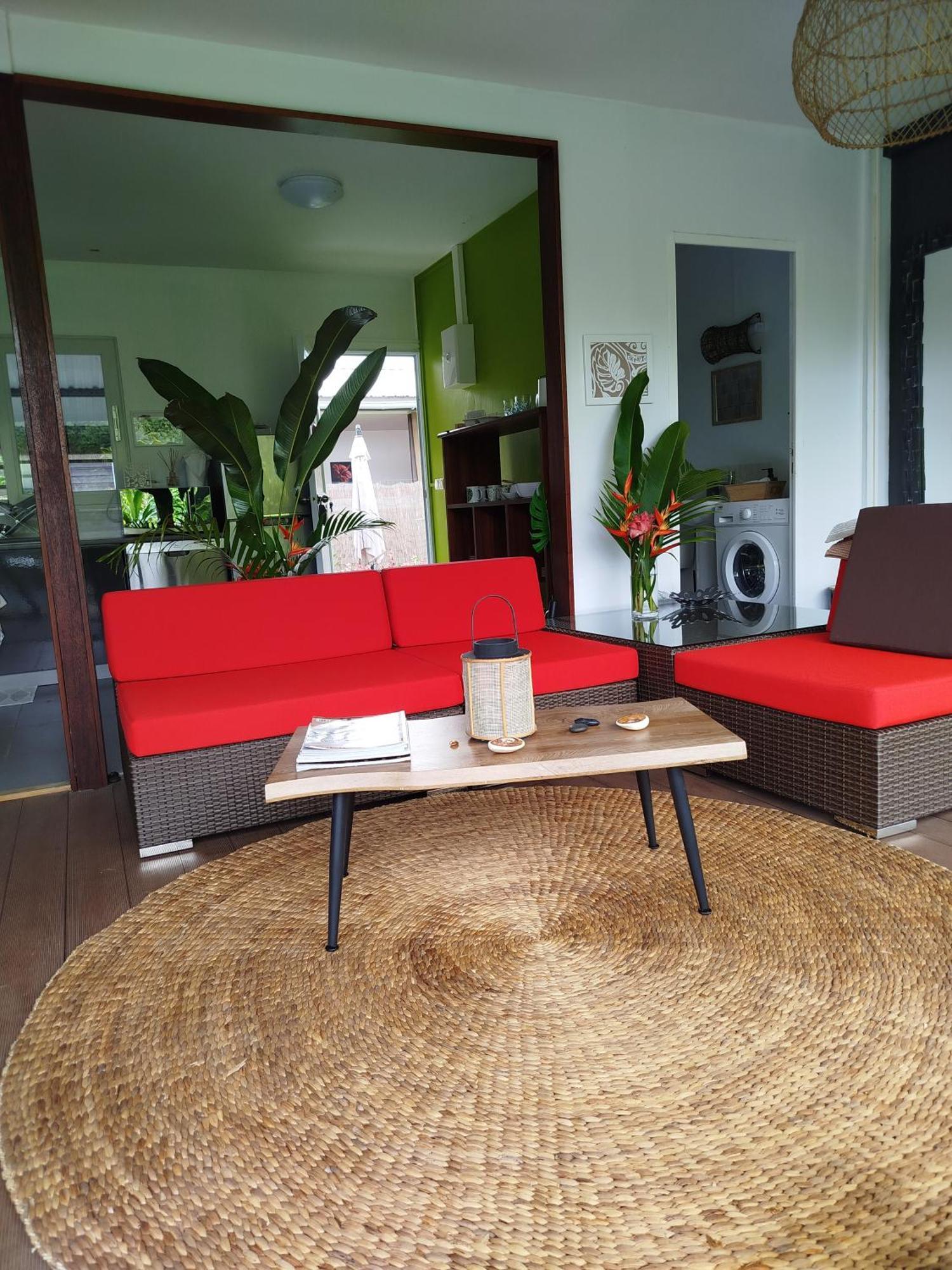 Natura Om Teahupoo Surf Lodge Toanoano Luaran gambar