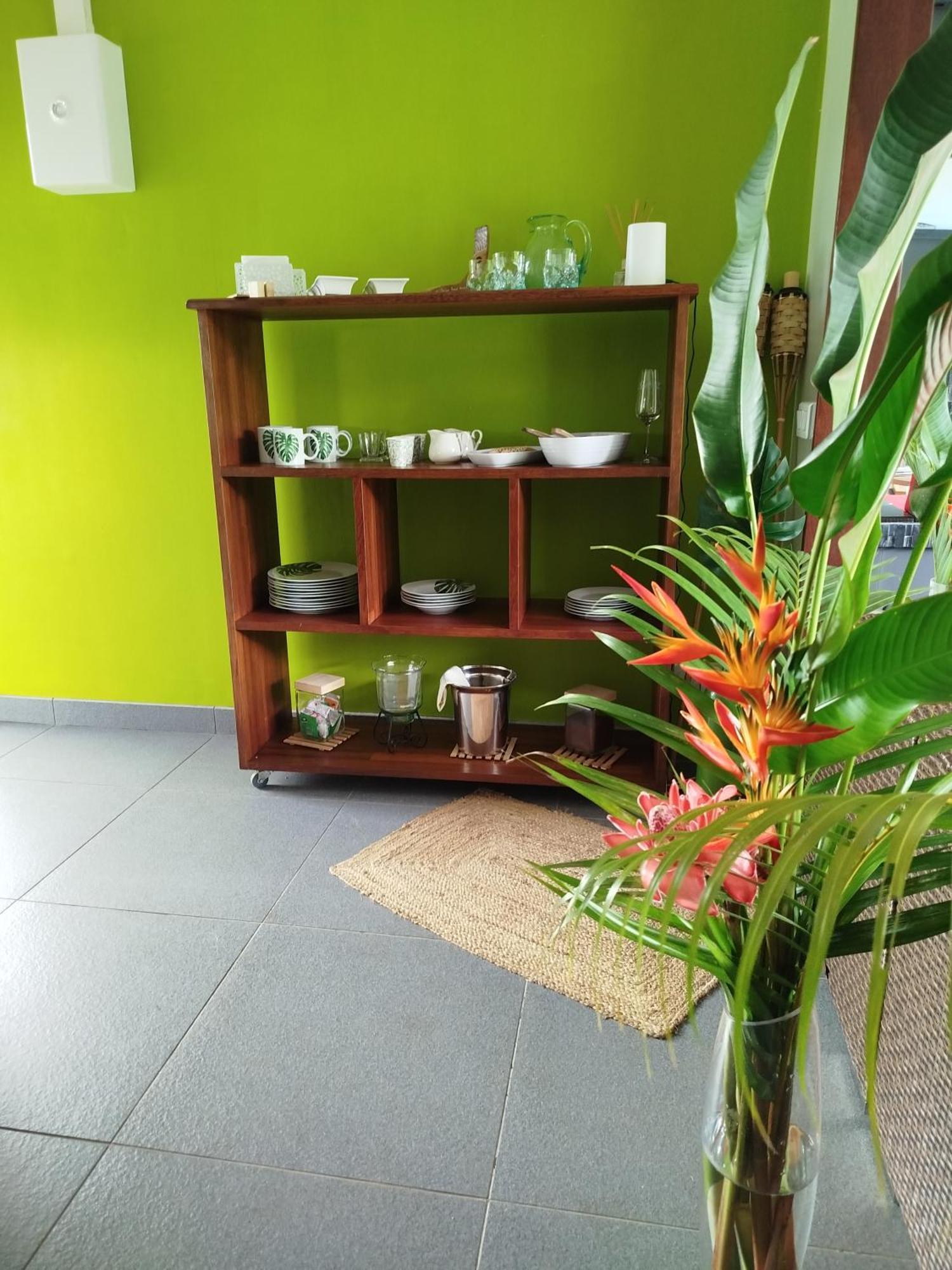 Natura Om Teahupoo Surf Lodge Toanoano Luaran gambar